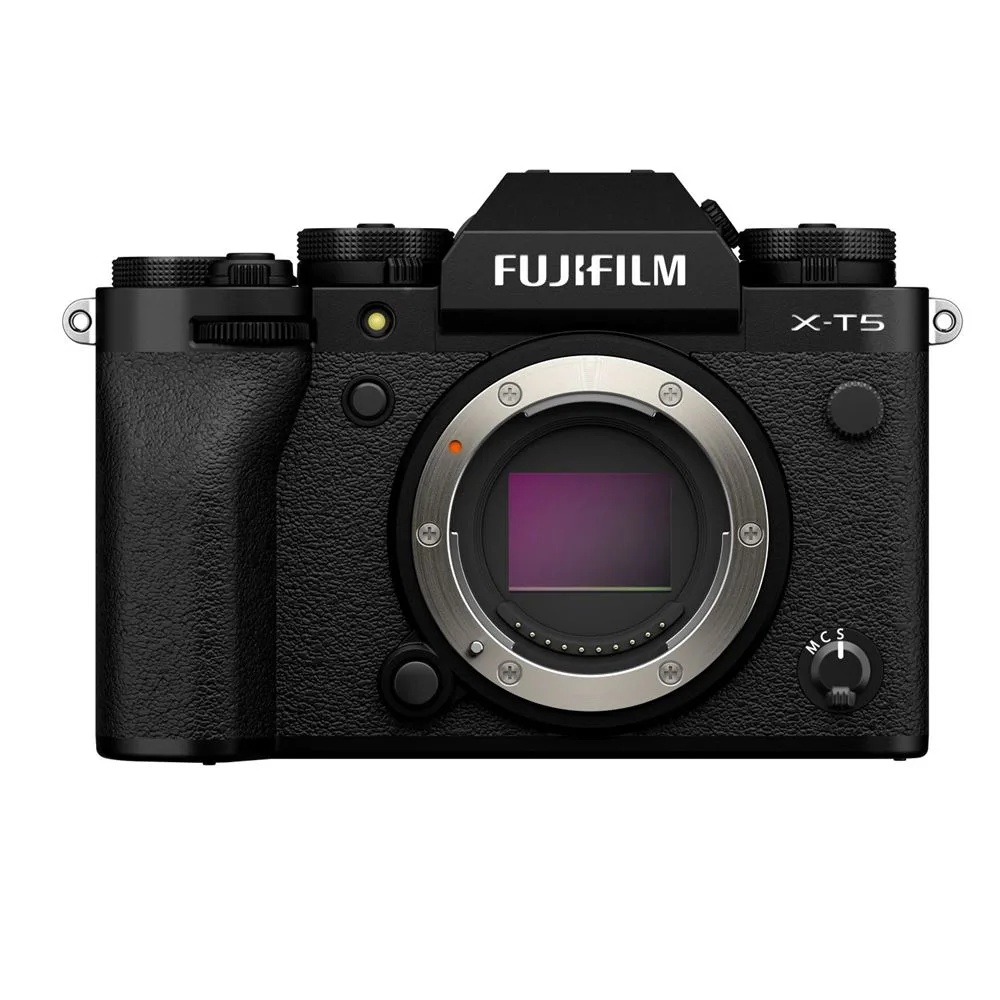 Appareil photo numérique Fujifilm X-T5 sans objectif.