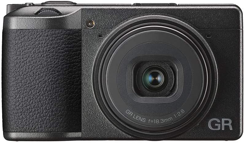 Ricoh GR — compact de référence de la photographie de rue