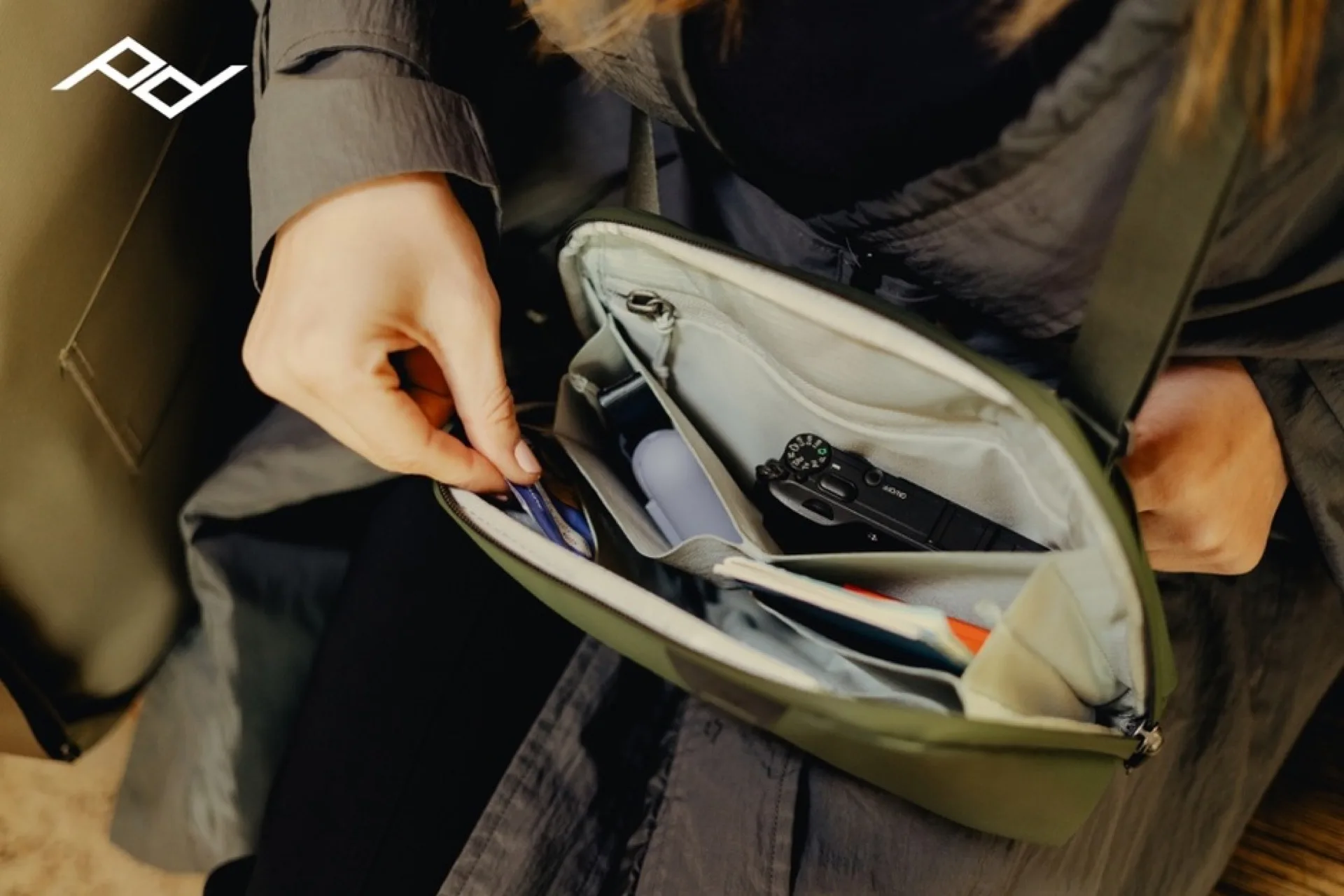 Sac Peak Design Travel Crossbody 3L de la nouvelle gamme Travel Line