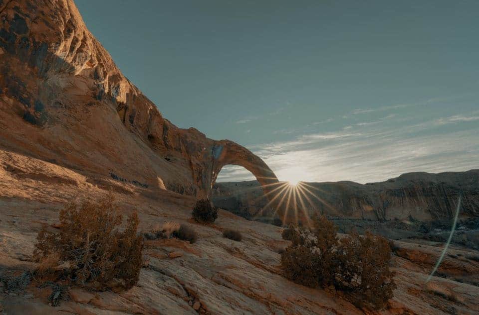 Effet starburst au coucher de soleil