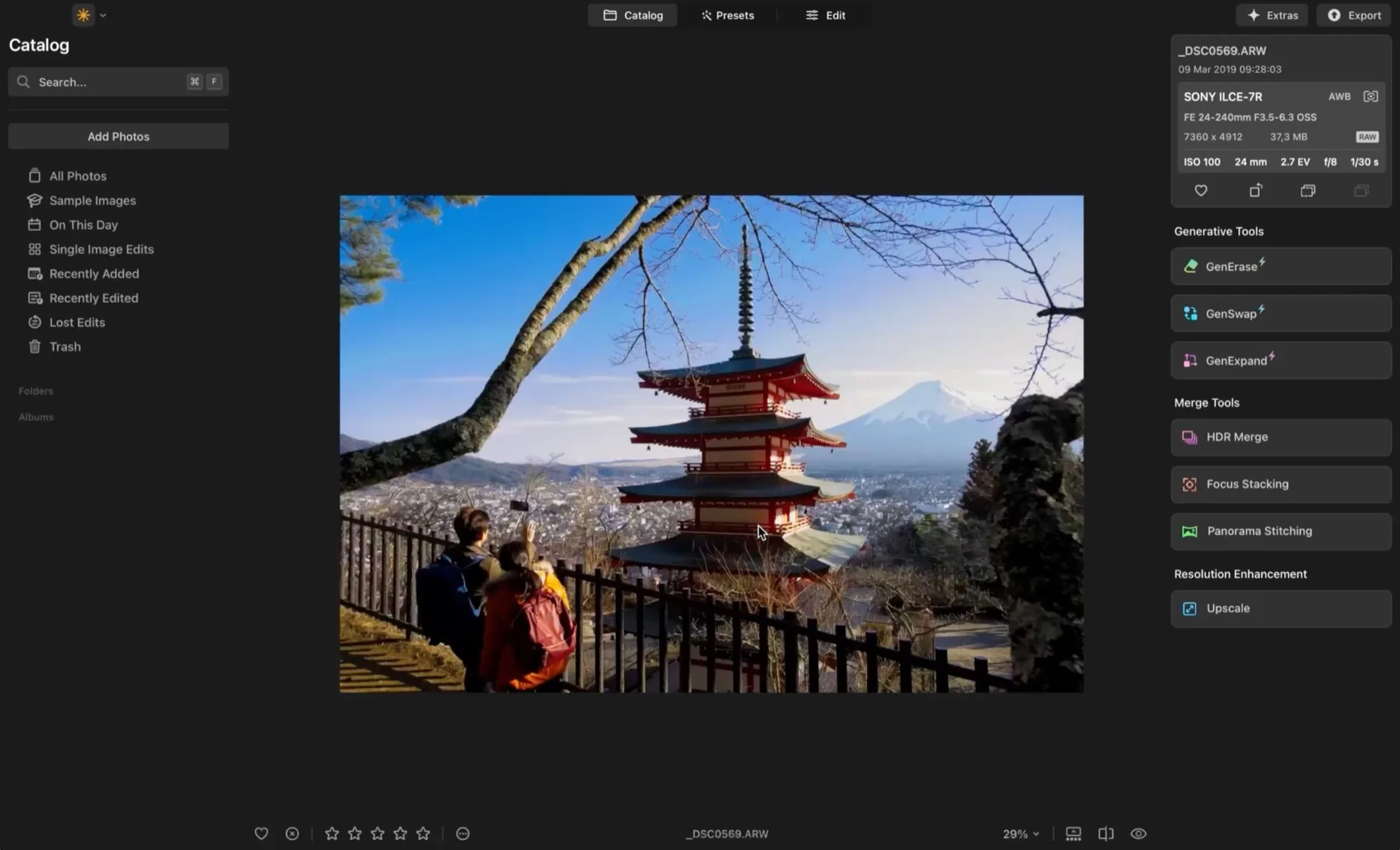 Suppression d'un élément gênant d'une photo avec GenErase dans Luminar Neo, avant et après